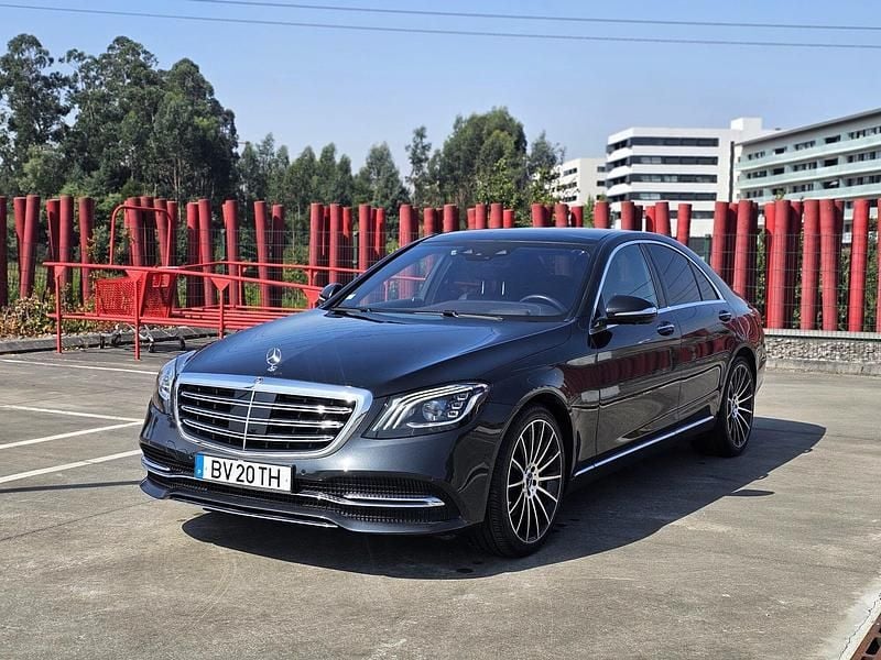 Preto Usado 2018 Mercedes S350 Sedan | € 53.990 - Imagem 1/4