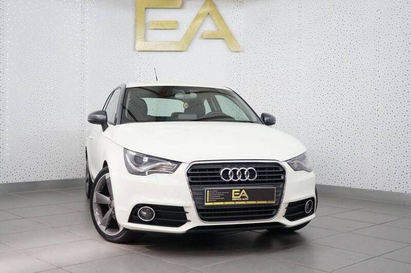 Branco Usado 2011 Audi A1 Ambition Citadino | € 11.980 (Preço elevado) - Imagem 1/4