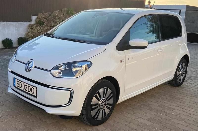 Branco Usado 2016 VW e-up! Citadino | € 8.950 - Imagem 1/4