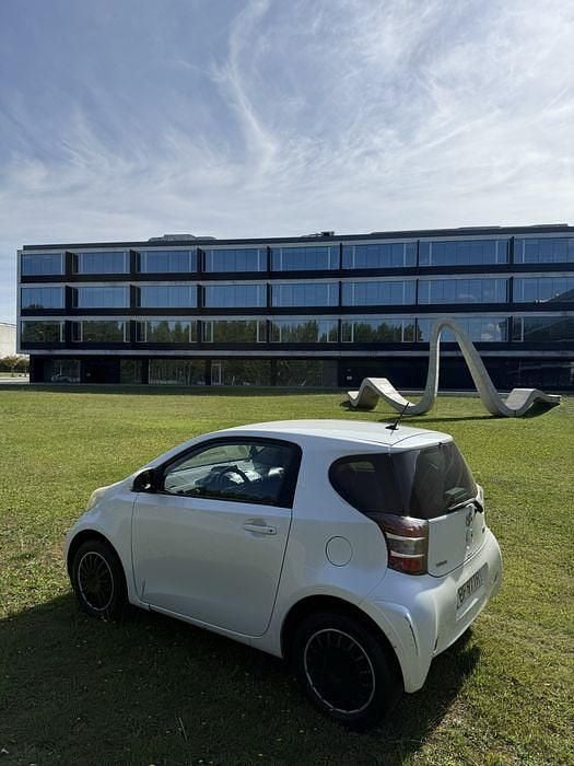 Usado 2009 Toyota iQ Citadino | € 6.000 (Preço justo) - Imagem 1/4