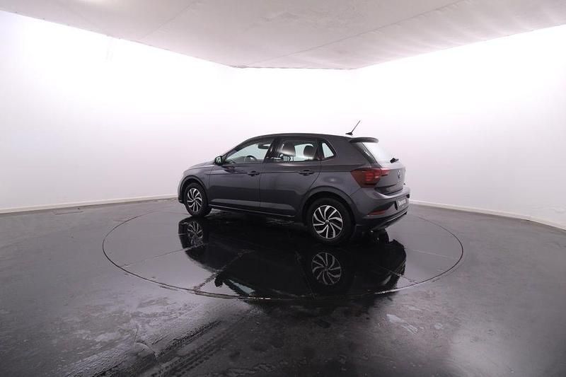 Usado VW Polo 95 HP (69 kW) 2023 Cinzento Citadino