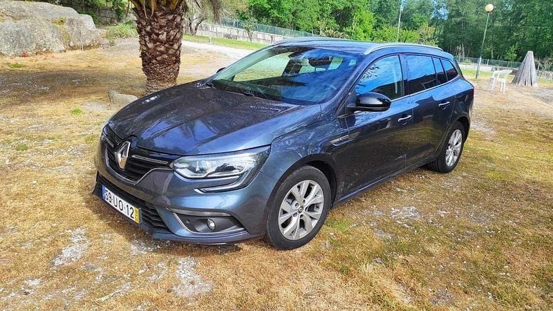 Usado 2018 Renault Mégane IV Sedan | € 13.900 (Bom preço) - Imagem 1/4
