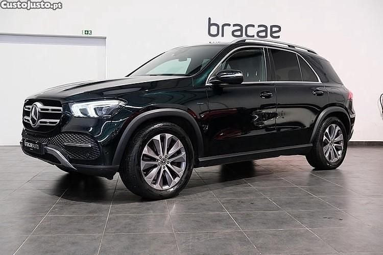 Verde Usado 2021 Mercedes GLE350 SUV | € 41.900 (Caro) - Imagem 1/1