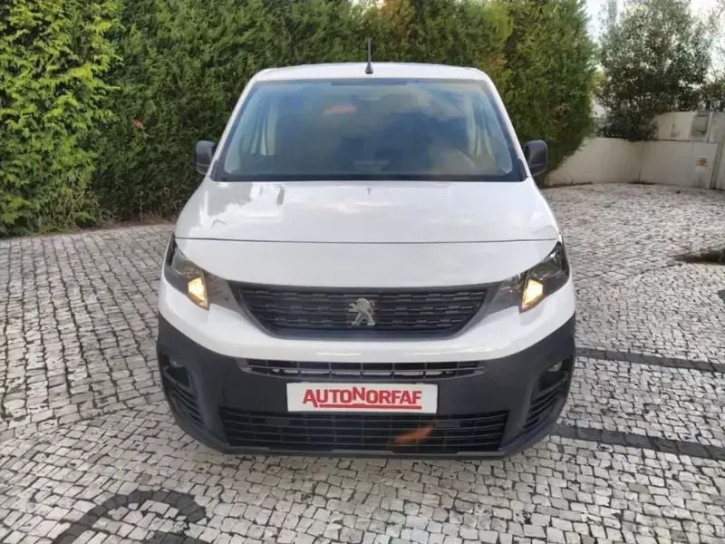 Branco Usado 2019 Peugeot Partner Van | € 16.990 - Imagem 1/4