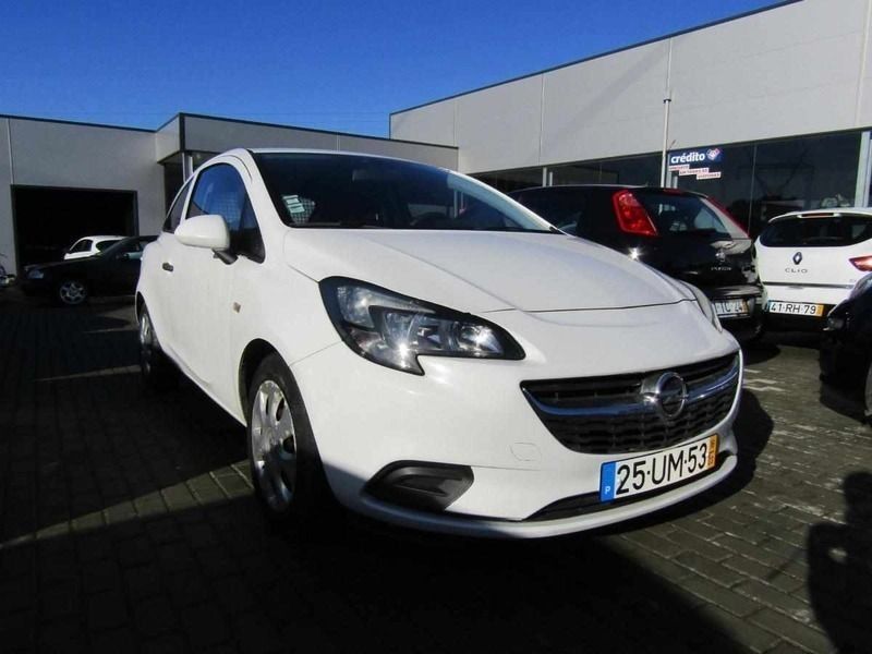 Usado Opel Corsa 75 HP (55 kW) 2018 Branco Carrinha