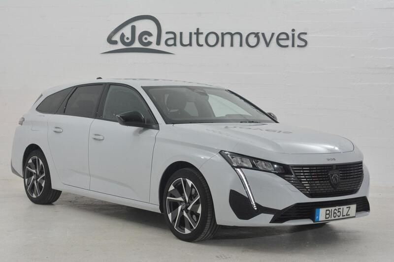 Branco Usado 2024 Peugeot 308 Allure Carrinha | € 24.500 (Bom preço) - Imagem 1/4