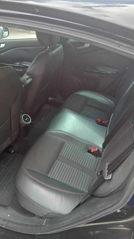 Preto Usado 2010 Alfa Romeo Giulietta Citadino | € 7.600 (Bom preço) - Imagem 1/4