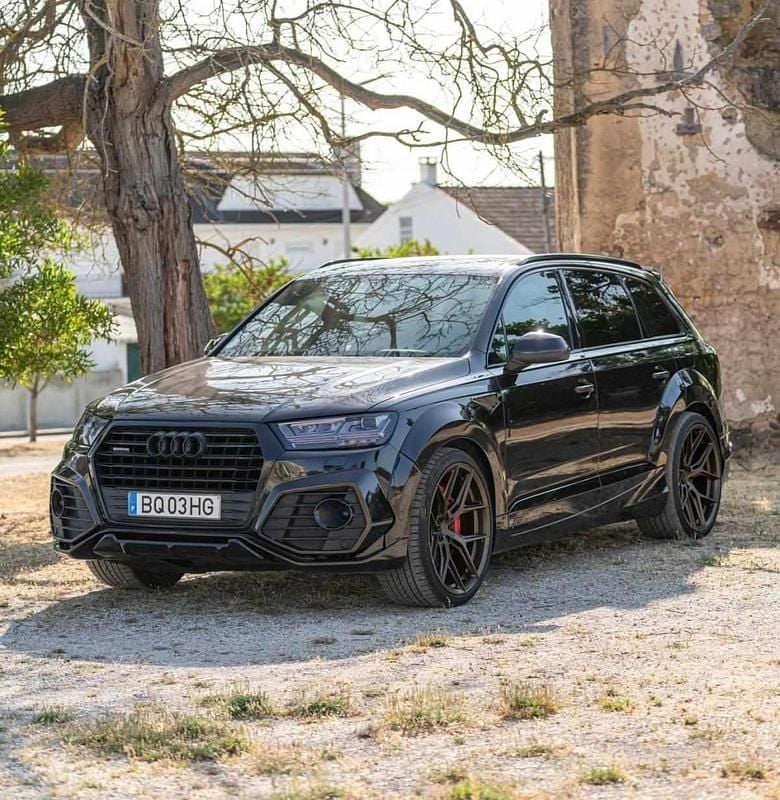 Preto Usado 2017 Audi Q7 SUV | € 47.500 - Imagem 1/4