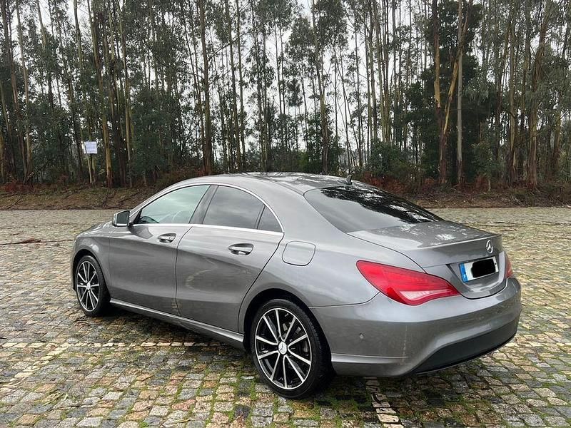 Usado Mercedes CLA180 110 HP (80 kW) 2015 Sedan
