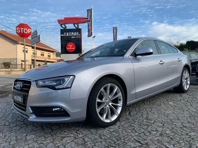 Cinzento Usado 2015 Audi A5 Sportback Business Sedan | € 22.500 - Imagem 1/4