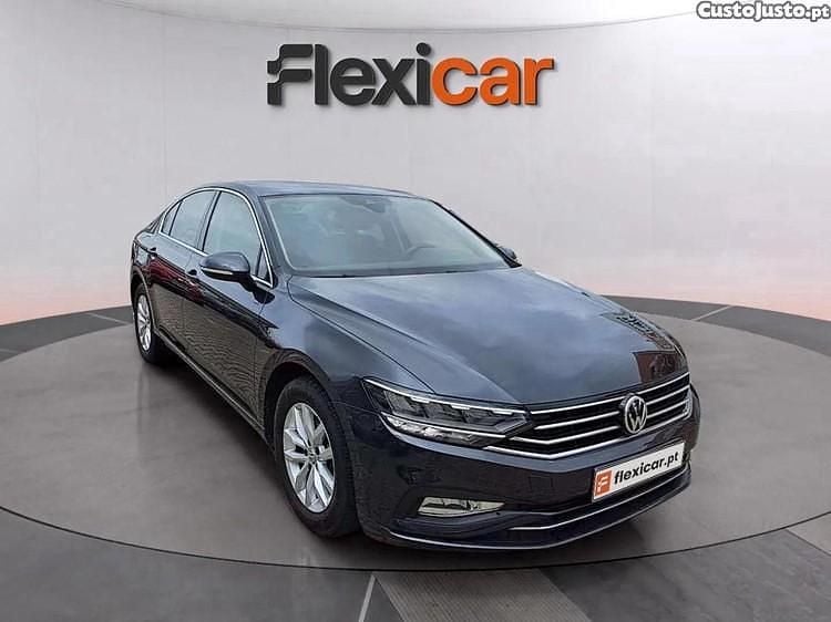 Cinza Usado 2020 VW Passat | € 19.990 (Preço justo) - Imagem 1/1