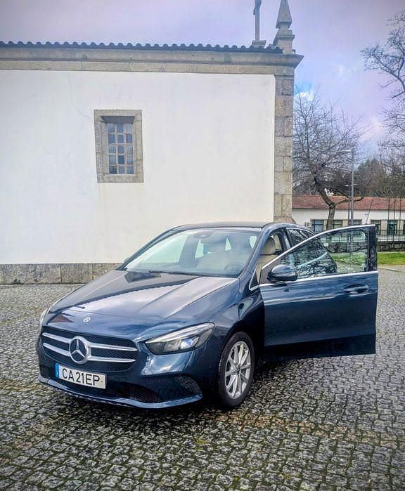 Usado Mercedes B200 Progressive 150 HP (110 kW) 2020 Monovolume