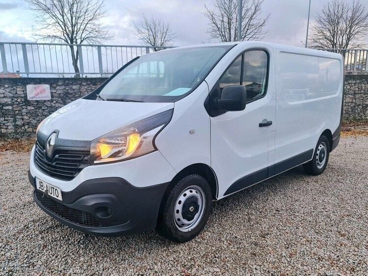 Branco Usado 2018 Renault Trafic Monovolume | € 14.950 (Super Preço) - Imagem 1/1