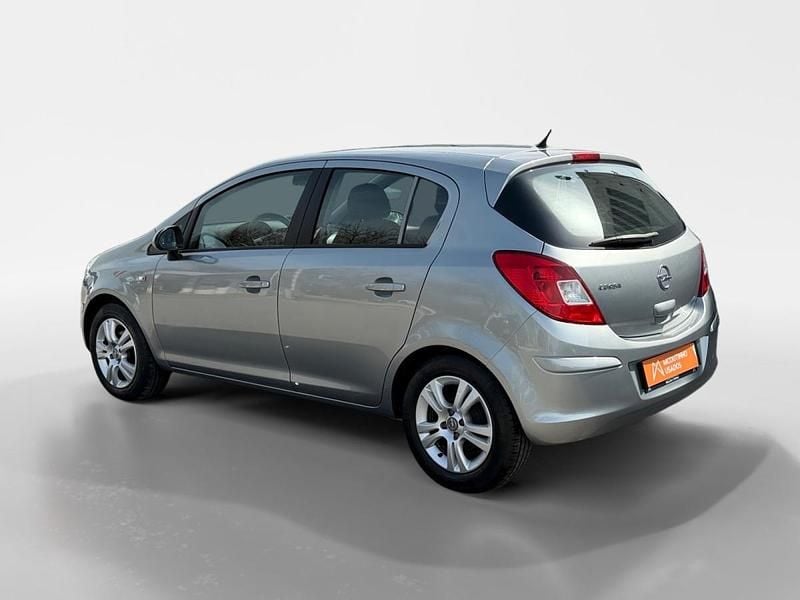 Usado Opel Corsa Enjoy 85 HP (62 kW) 2013 Cinza Citadino