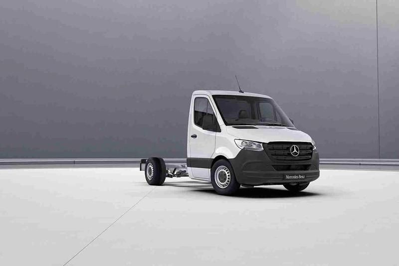 Branco Novo 2025 Mercedes Sprinter Van | € 37.000 (Super Preço) - Imagem 1/4