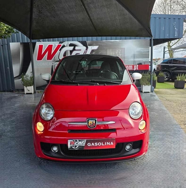 Usado Abarth 500 135 HP (99 kW) 2009 Vermelho Citadino