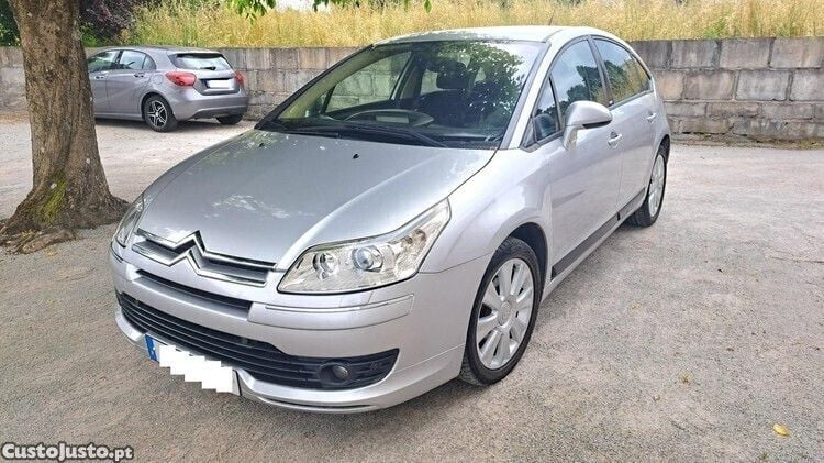 Cinza Usado 2008 Citroën C4 Exclusive | € 4.250 (Preço justo) - Imagem 1/1