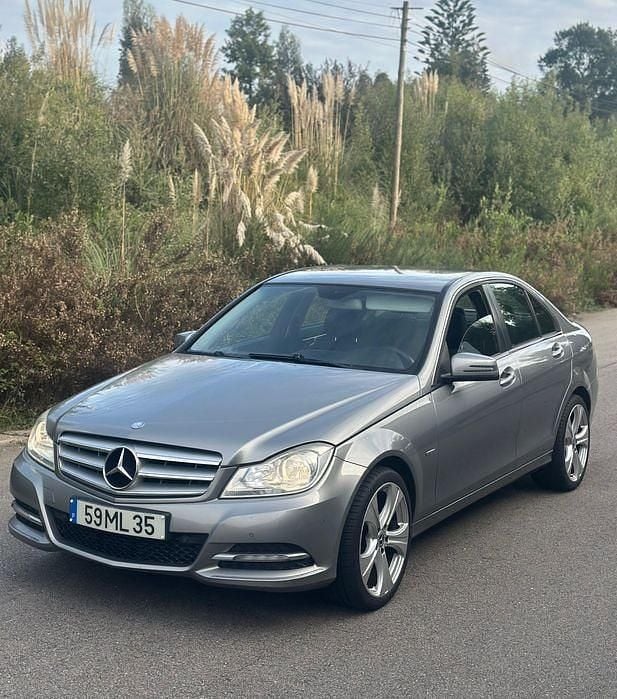 Usado 2011 Mercedes C220 | € 10.500 (Super Preço) - Imagem 1/4