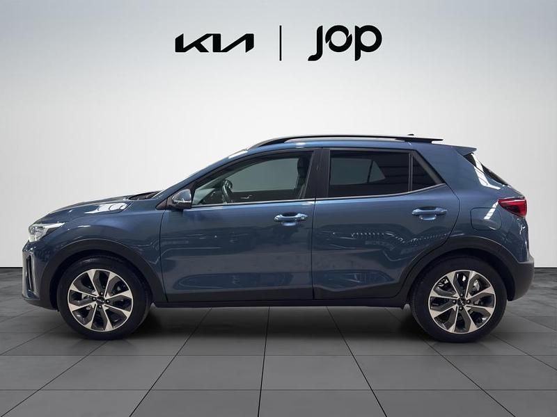 Usado Kia Stonic 100 HP (73 kW) 2025 Azul SUV