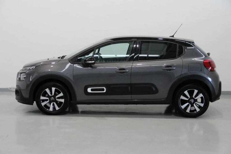 Usado Citroën C3 PureTech 83 HP (61 kW) 2024 Cinzento Citadino