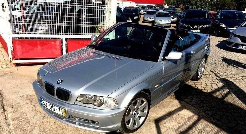 Cinzento Usado 2002 BMW 330 Sedan | € 14.950 - Imagem 1/4