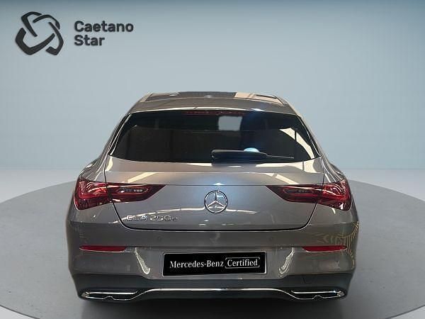 Usado Mercedes CLA250 Shooting Brake 218 HP (160 kW) 2025 Cinza Carrinha