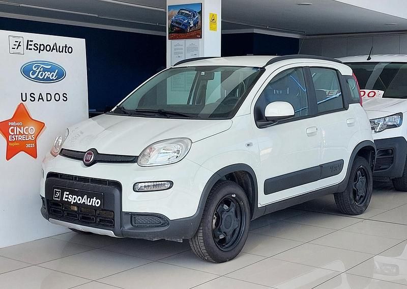 Branco Usado 2019 Fiat Panda 4x4 S Citadino | € 11.500 - Imagem 1/4