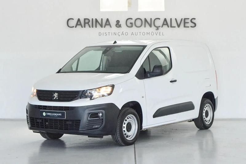 Branco Usado 2022 Peugeot Partner Premium Monovolume | € 16.950 (Preço justo) - Imagem 1/4