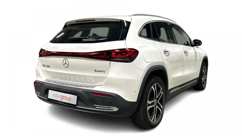 Usado Mercedes EQA300 Progressive 167 kW (228 HP) 2022 Branco SUV