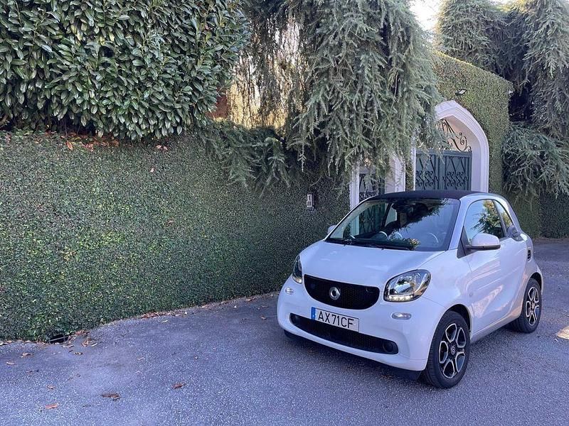 Usado 2019 Smart ForTwo Electric Drive | € 8.495 - Imagem 1/4