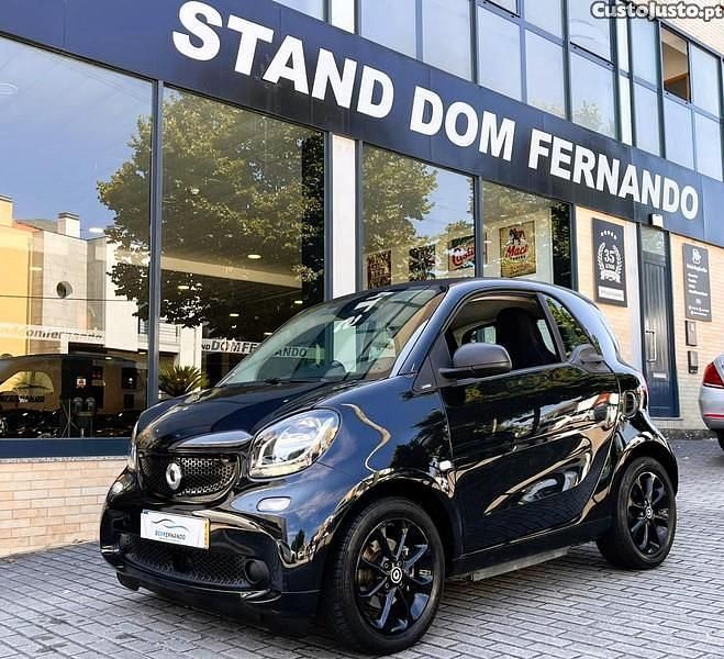 Preto Usado 2017 Smart ForTwo Electric Drive Passion | € 8.900 (Preço justo) - Imagem 1/1