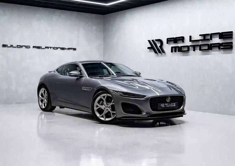 Usado Jaguar F-Type 300 HP (220 kW) 2020 Cinza antracite Coupé
