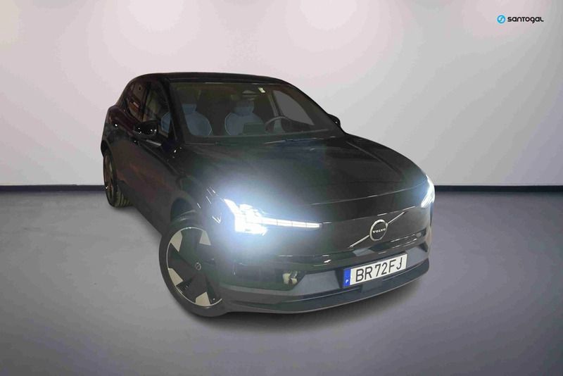 Cinzento Usado 2024 Volvo EX30 Plus SUV | € 43.900 - Imagem 1/4