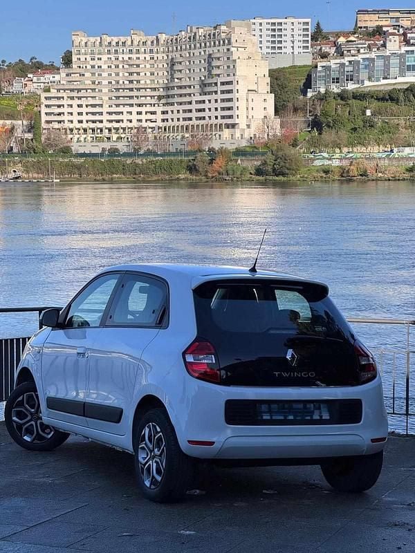 Usado Renault Twingo SE 71 HP (52 kW) 2018 Branco Citadino