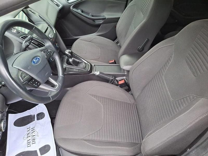 Usado Ford Focus 120 HP (88 kW) 2016 Sedan