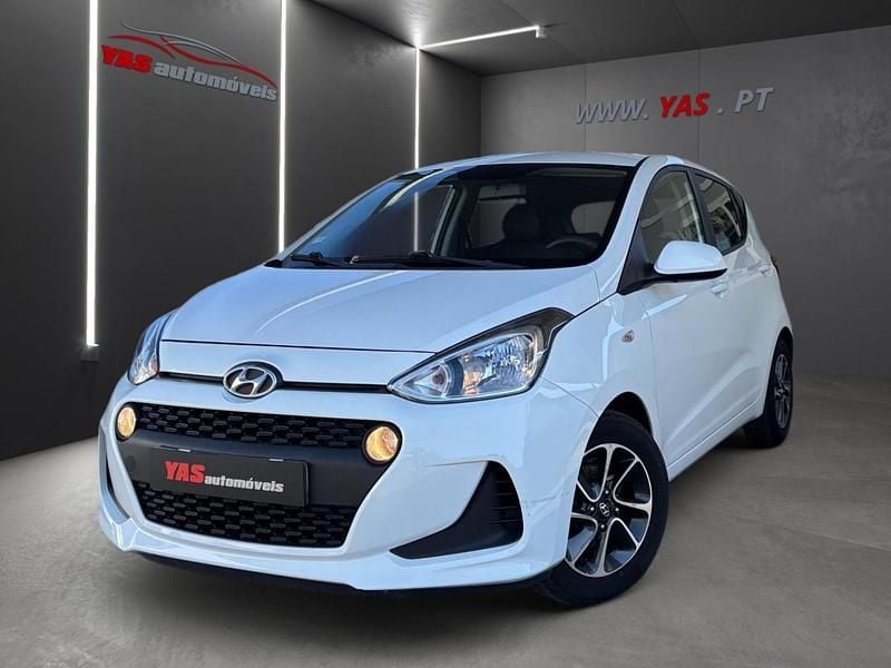 Branco Usado 2017 Hyundai i10 Style Citadino | € 9.980 (Preço justo) - Imagem 1/4