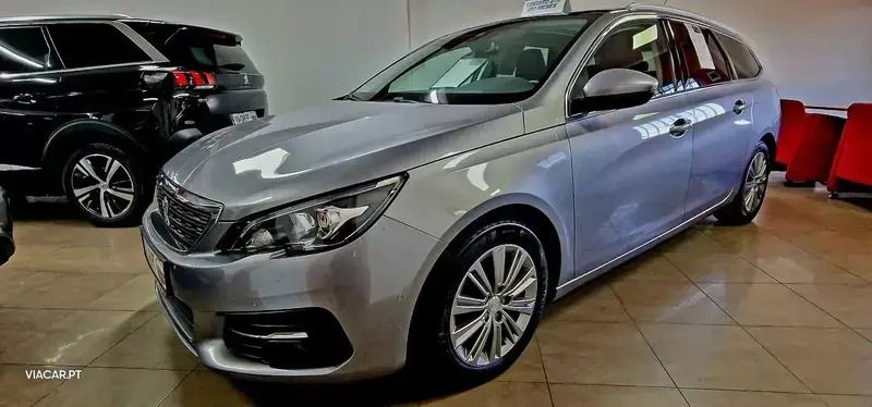 Cinzento Usado 2020 Peugeot 308 Allure Carrinha | € 12.350 (Bom preço) - Imagem 1/4