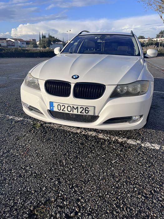 Usado 2009 BMW 318 Carrinha | € 4.500 - Imagem 1/4