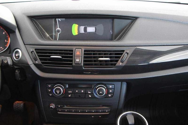 Usado BMW X1 143 HP (105 kW) 2012 Cinzento SUV