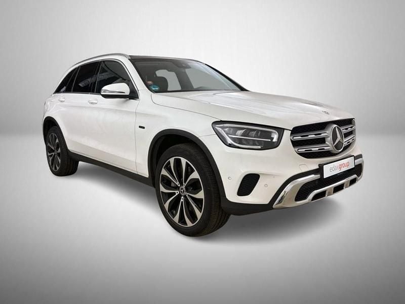 Branco Usado 2021 Mercedes GLC300 SUV | € 39.990 (Bom preço) - Imagem 1/4