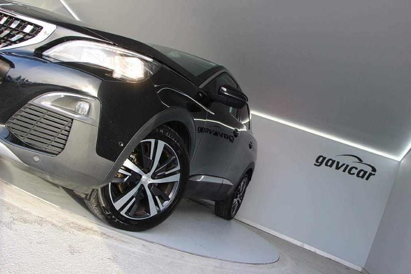 Usado Peugeot 3008 120 HP (88 kW) 2018 Preto SUV