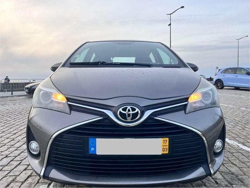 Usado Toyota Yaris 69 HP (50 kW) 2017 Sedan