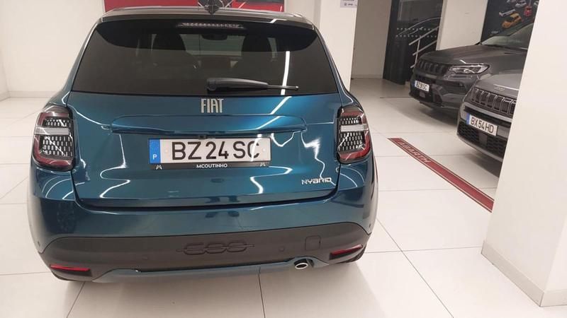 Novo Fiat 600 La Prima 110 HP (80 kW) 2025 Verde SUV