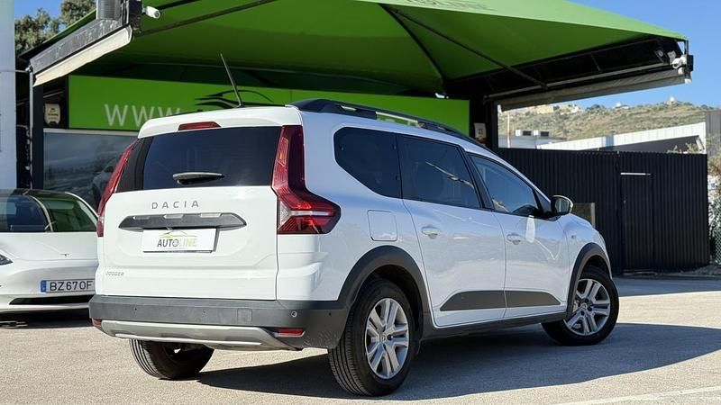 Usado Dacia Jogger Comfort 101 HP (74 kW) 2022 Branco Monovolume