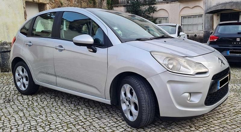 Usado Citroën C3 70 HP (51 kW) 2010 Sedan