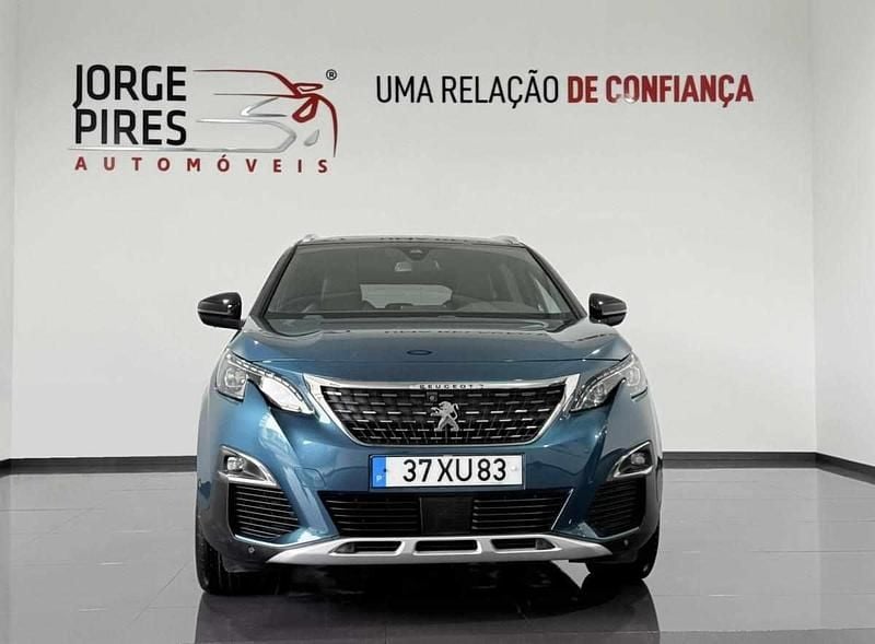 Usado Peugeot 5008 131 HP (96 kW) 2019 Azul Citadino