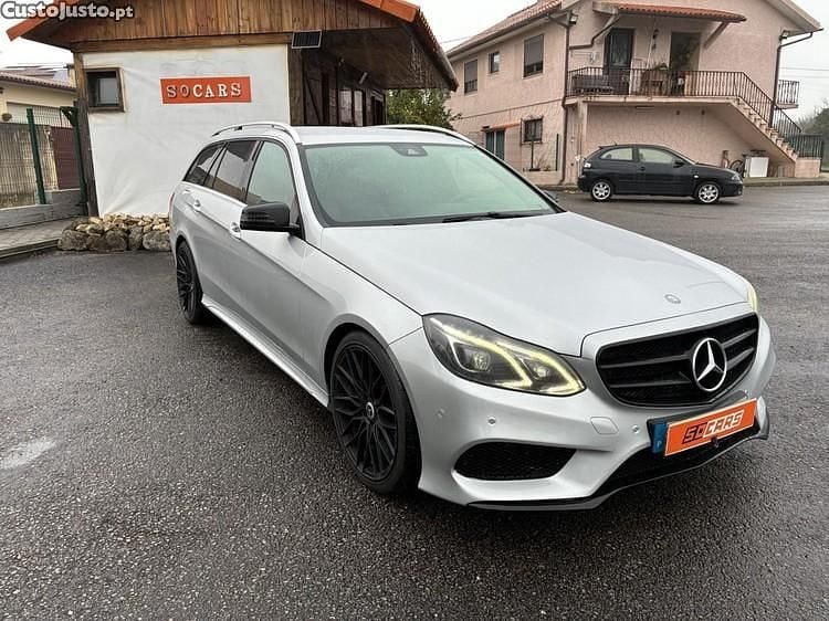 Usado Mercedes E250 Avantgarde 204 HP (150 kW) 2016 Cinza Carrinha