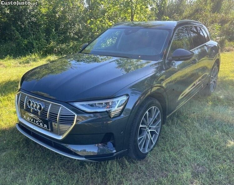 Preto Usado 2019 Audi e-tron SUV | € 29.990 (Preço justo) - Imagem 1/1