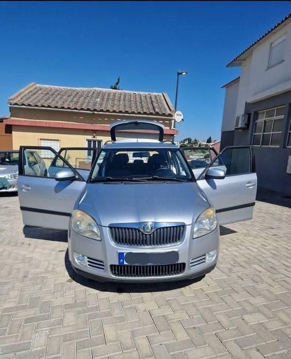 Usado Skoda Fabia GreenLine 76 HP (55 kW) 2008 Sedan