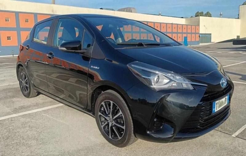 Preto Usado 2019 Toyota Yaris Citadino | € 16.490 (Preço justo) - Imagem 1/4
